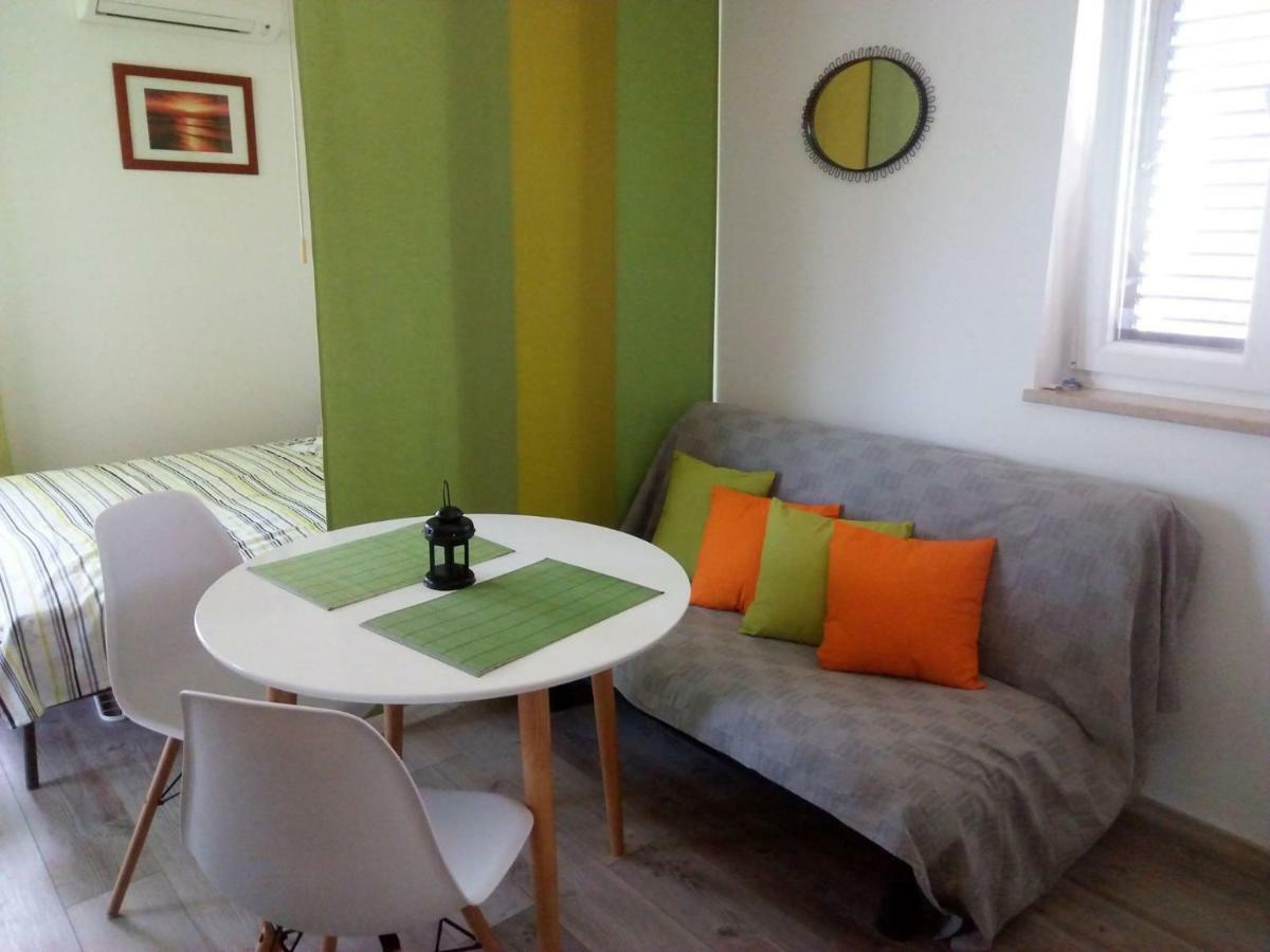 Studio Relax Punat Buitenkant foto